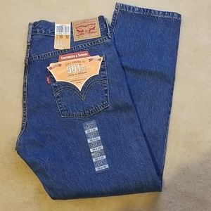 Levi's Tapered Leg Jean
